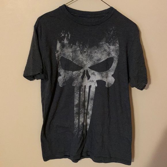 Marvel Other - Marvel
punisher Mens shirt size medium
